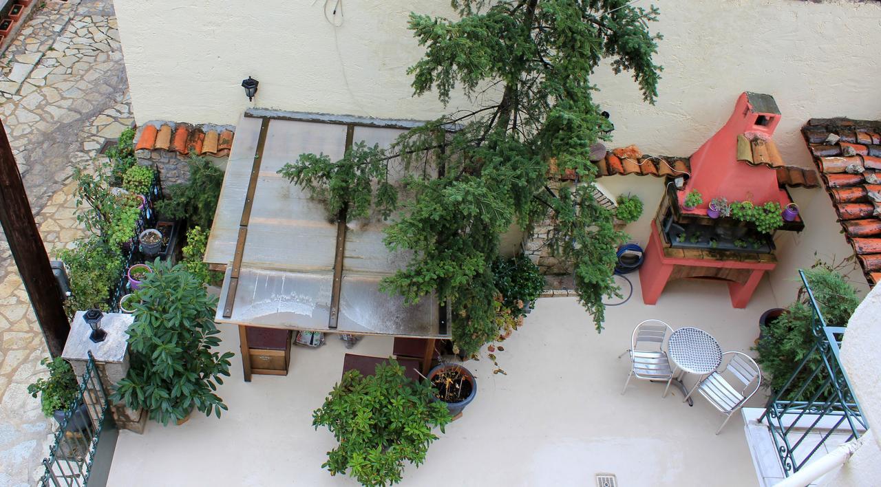 Patriko Apartment Arachova Exterior photo